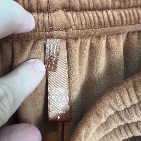 SKIMS- Velour Tank Jogger Brown Athleisure Casual Travel Resort Comfort - Picture 5 of 6